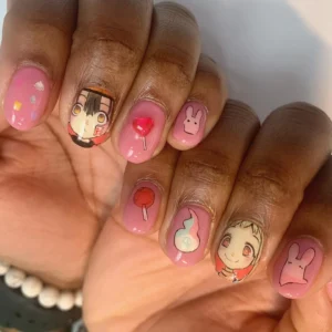 Hanako Kun růžové nehty