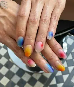 Aura nails
