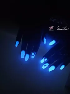 Glitter Holo white + Luminous surprise