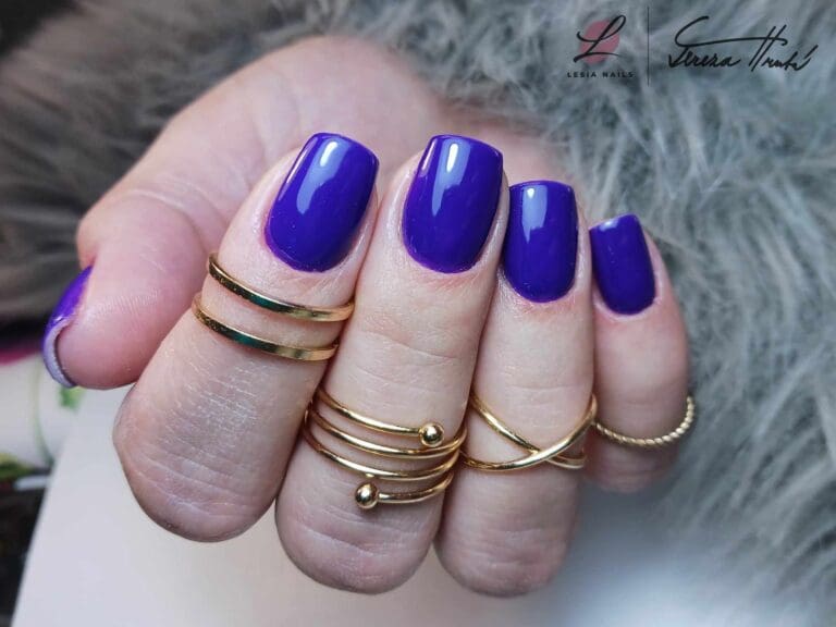 Proč jsou nehty u Vaší nehtařky tak drahé? - BLUEBERRY - UV/LED barevný gel